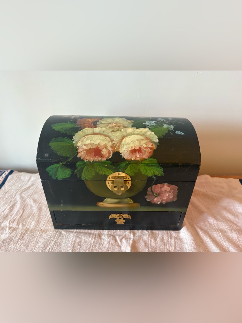 Vintage Black Floral Painted jewelry Box